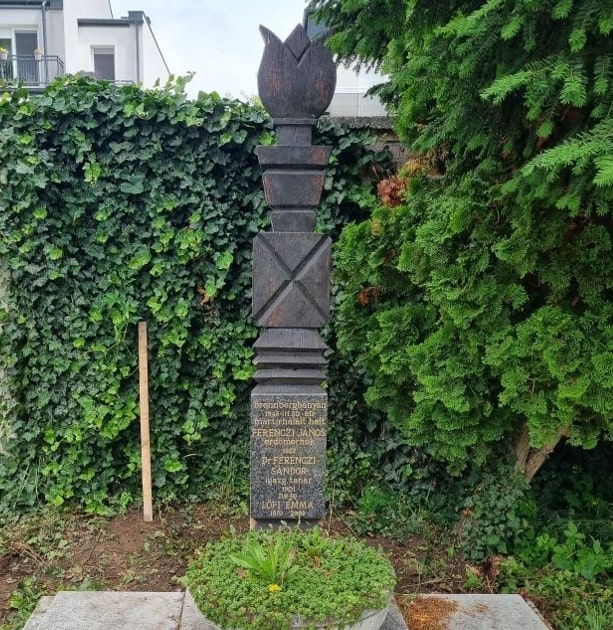 Ferenczi János síremlékének helyreállítása